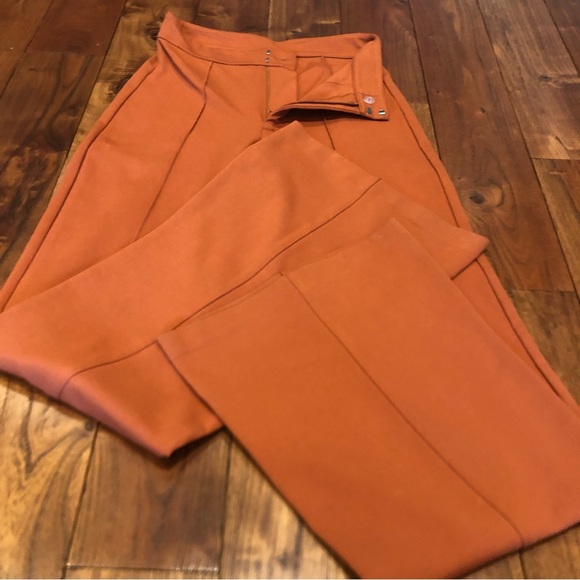 NWOT a new day High waisted with Flare orange pants
Stretchy material, size 4 - Picture 8 of 10